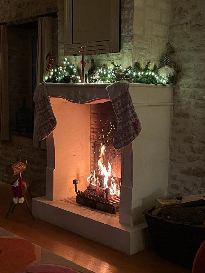 Uniquely Private Holiday Villa In The Charente Puyreaux Esterno foto