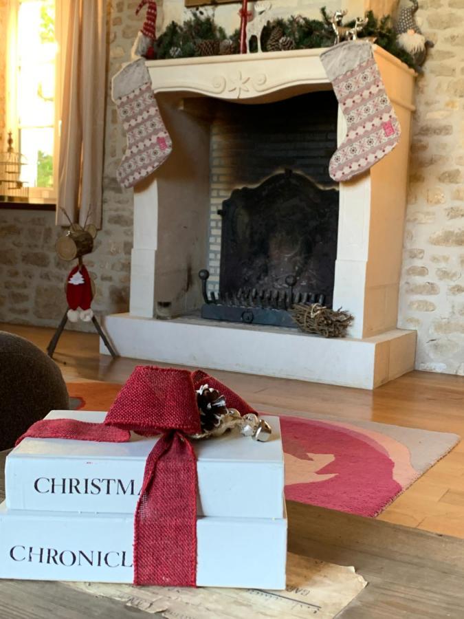 Uniquely Private Holiday Villa In The Charente Puyreaux Esterno foto