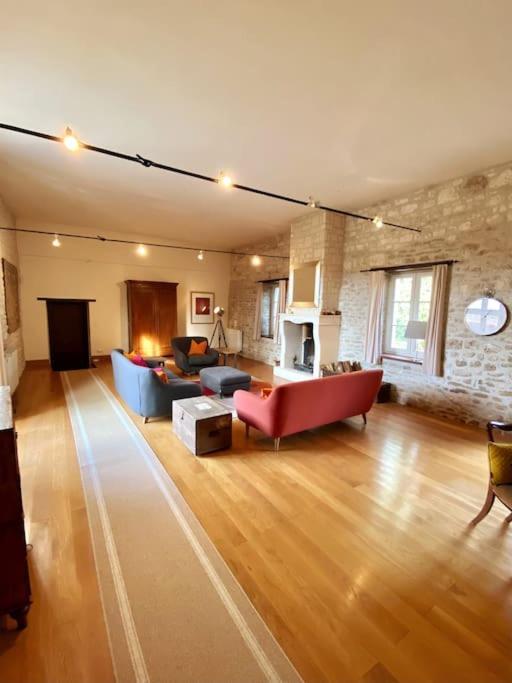Uniquely Private Holiday Villa In The Charente Puyreaux Esterno foto
